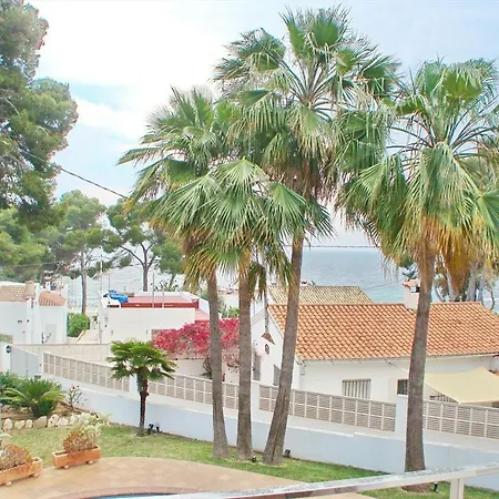 Villa Pacifico *
